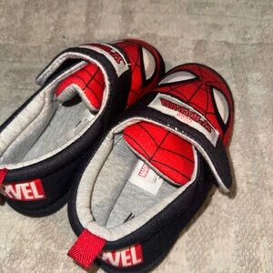 H&M Marvel Red and Black Kids Slippers